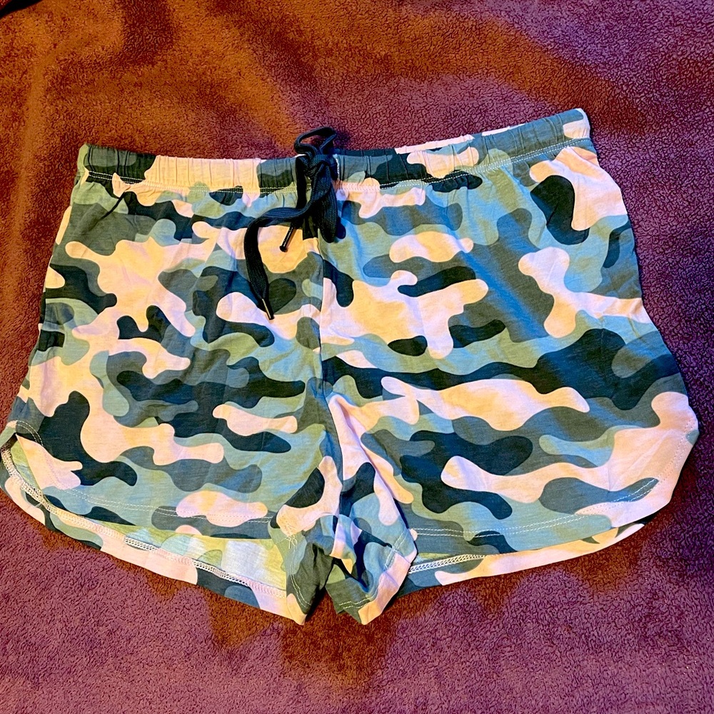 Size S(4-6) - Secret Treasures Camouflage Pajama Shorts